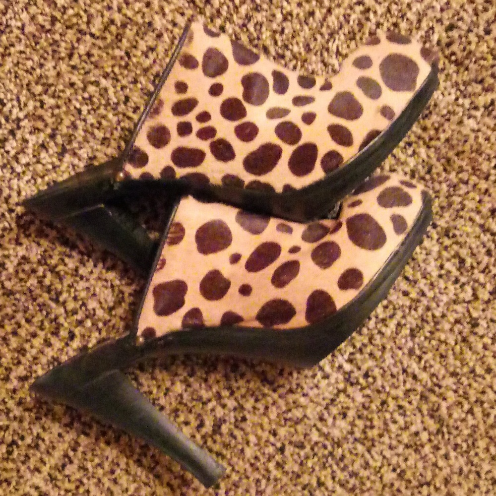 Cheetah clogs - Picture 3 of 3